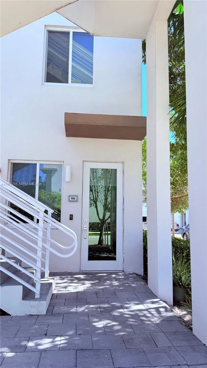 6401 NW 103rd Pl # 106, Doral, FL 33178