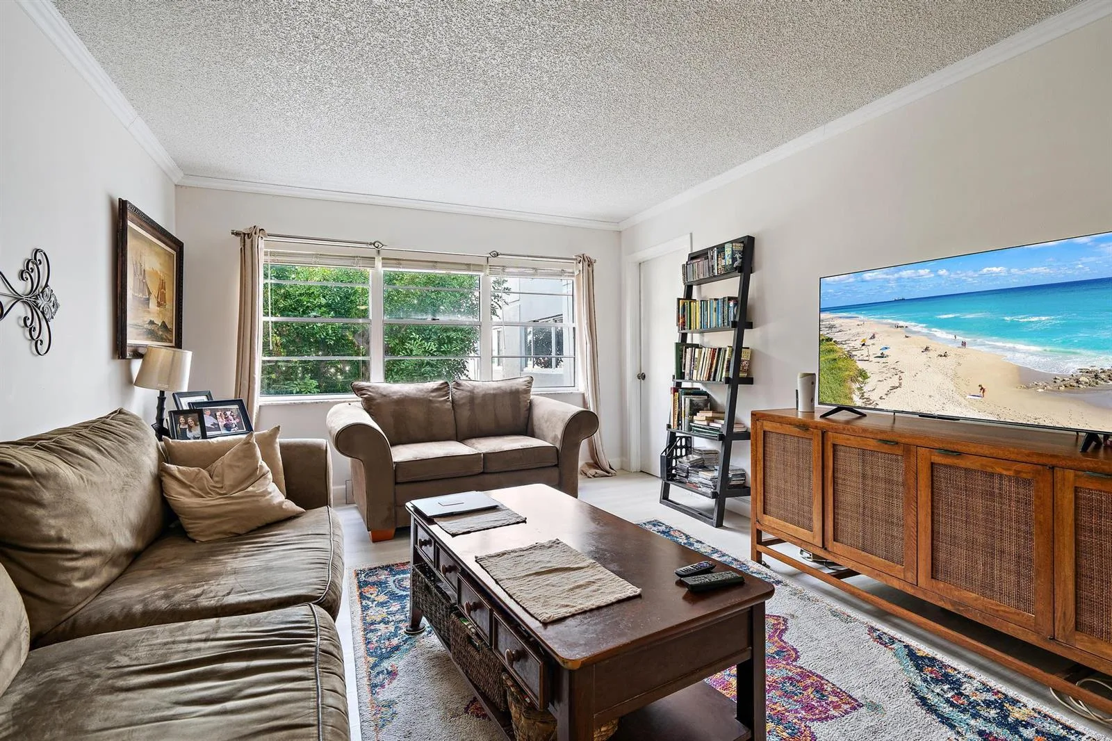 1516 S Lakeside Drive # 207, FL 33460
