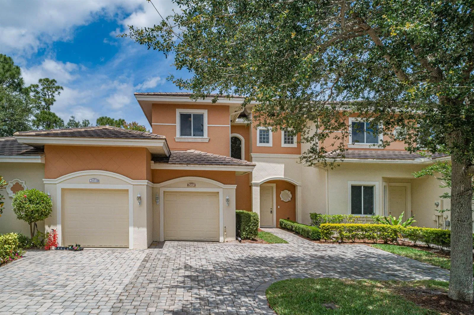2563 SW Stockbridge Sq Square SW, Vero Beach, FL 32962