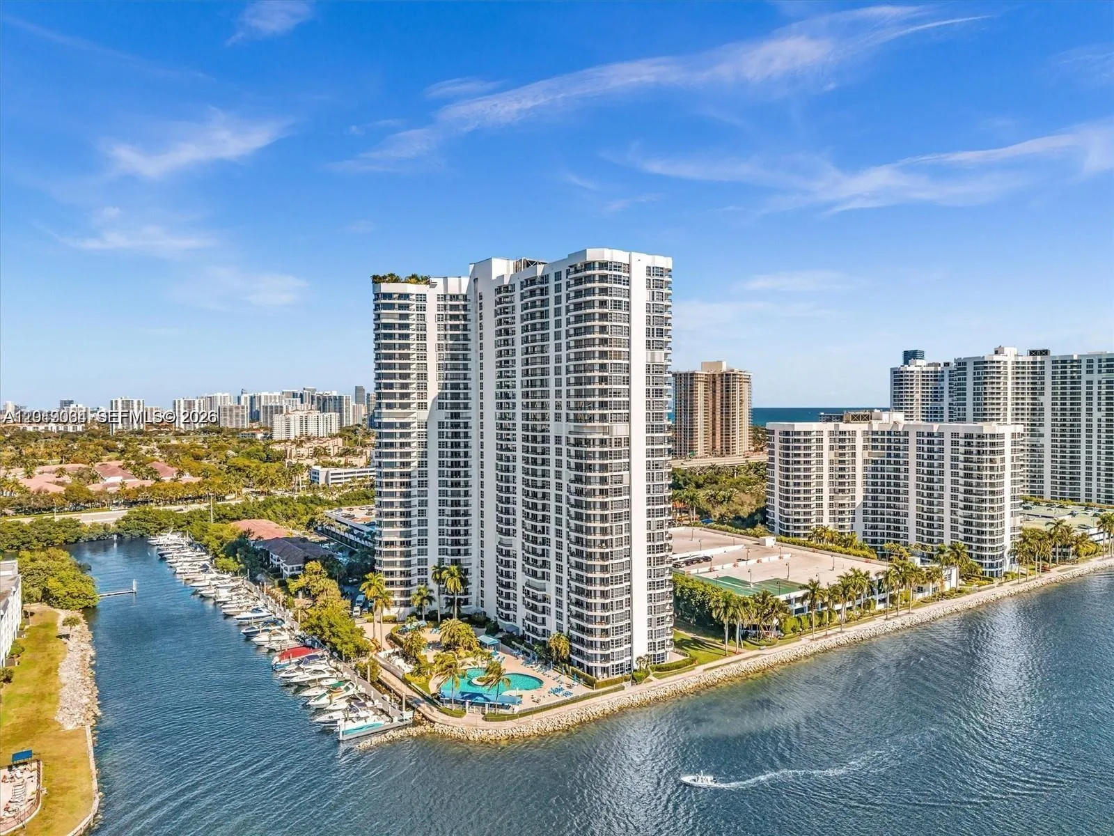 3530 Mystic Pointe Dr # 1205, Aventura, FL 33180