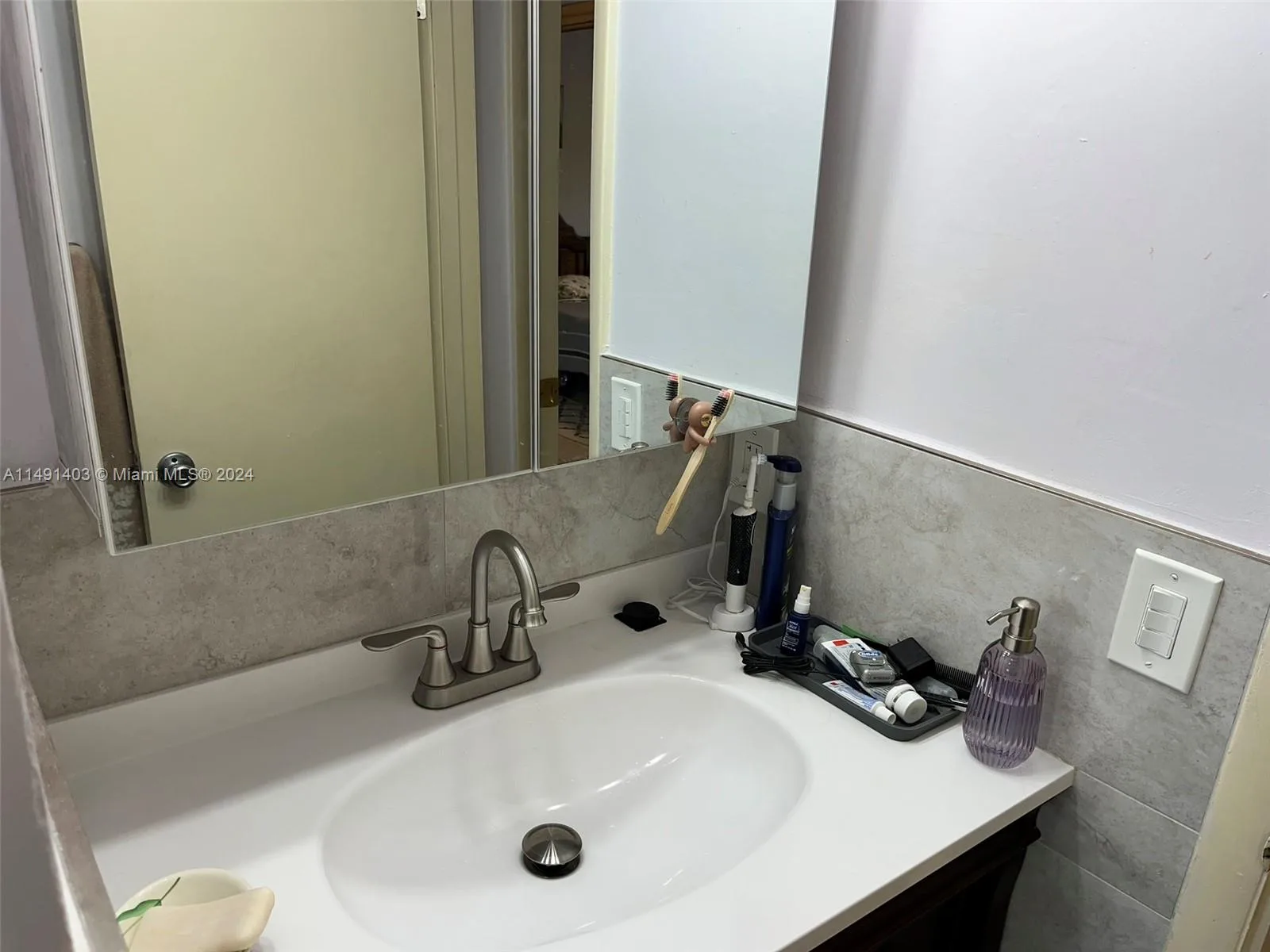 181 NE 14th Ave # 22B, Hallandale Beach, FL 33009 photo 3