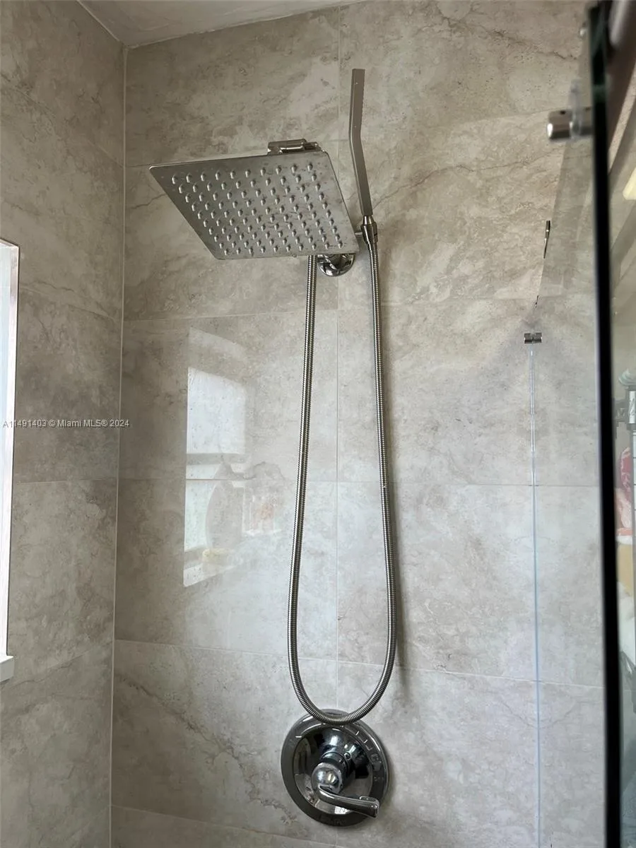 181 NE 14th Ave # 22B, Hallandale Beach, FL 33009 photo 5