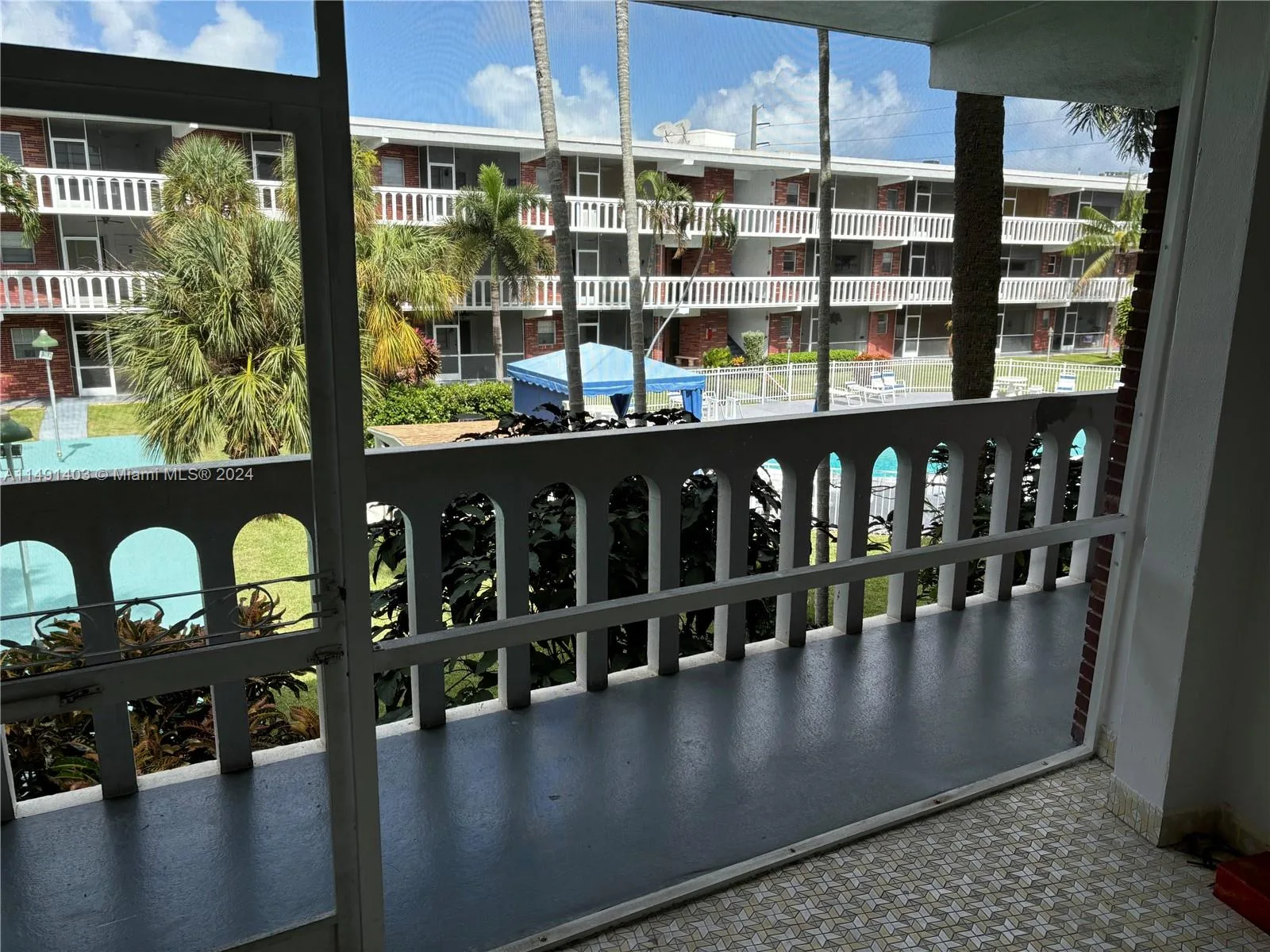 181 NE 14th Ave # 22B, Hallandale Beach, FL 33009 photo 7