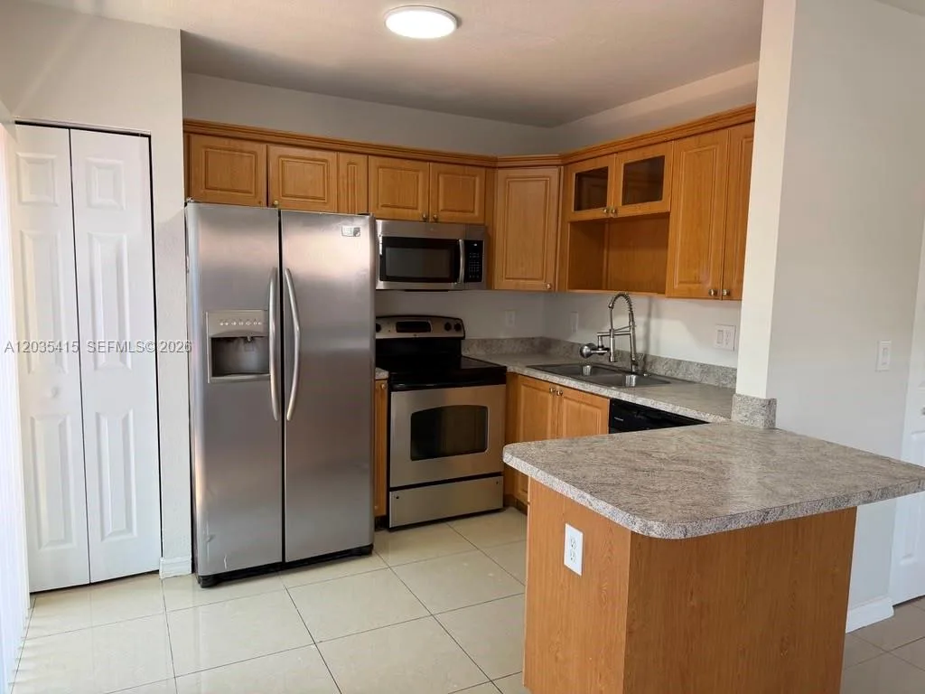 3673 SW 5th St # 0, Miami, FL 33135 photo 5