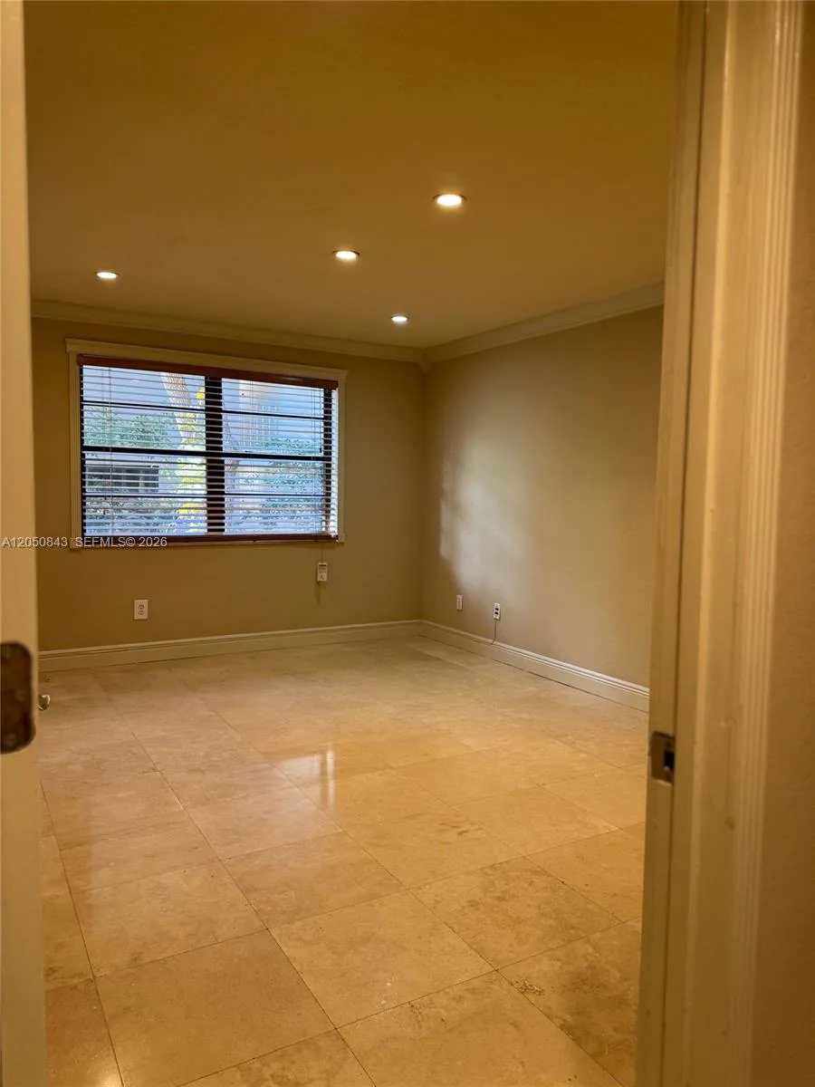 9301 SW 92nd Ave # 212B, Miami, FL 33176 photo 13