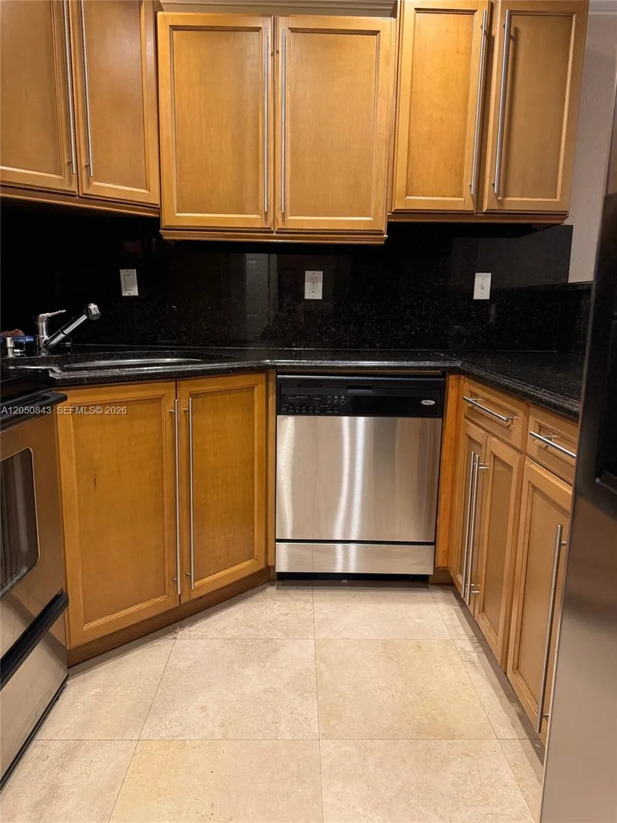 9301 SW 92nd Ave # 212B, Miami, FL 33176 photo 9
