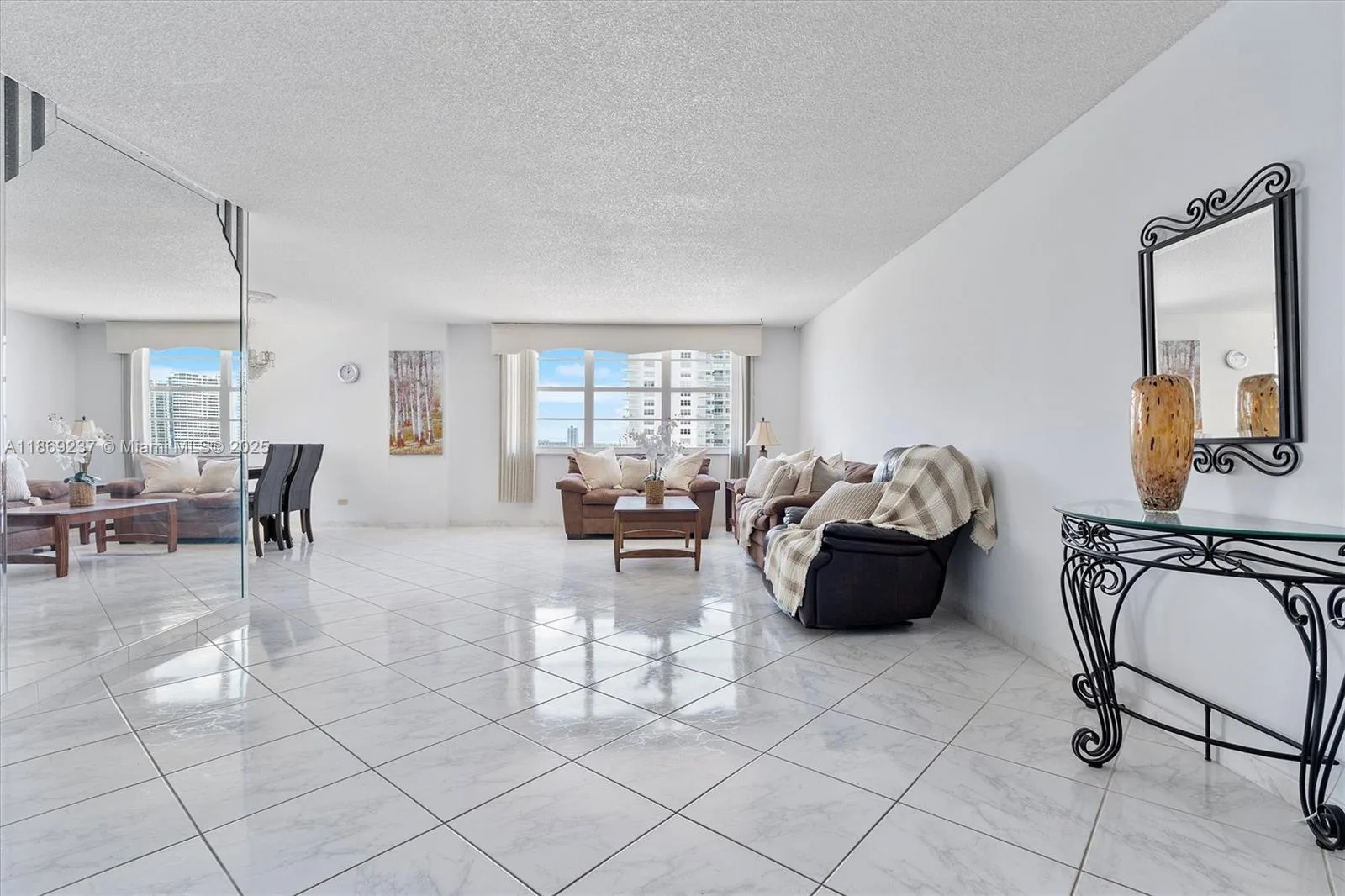 251 174th St # 1005, Sunny Isles Beach, FL 33160 photo 7