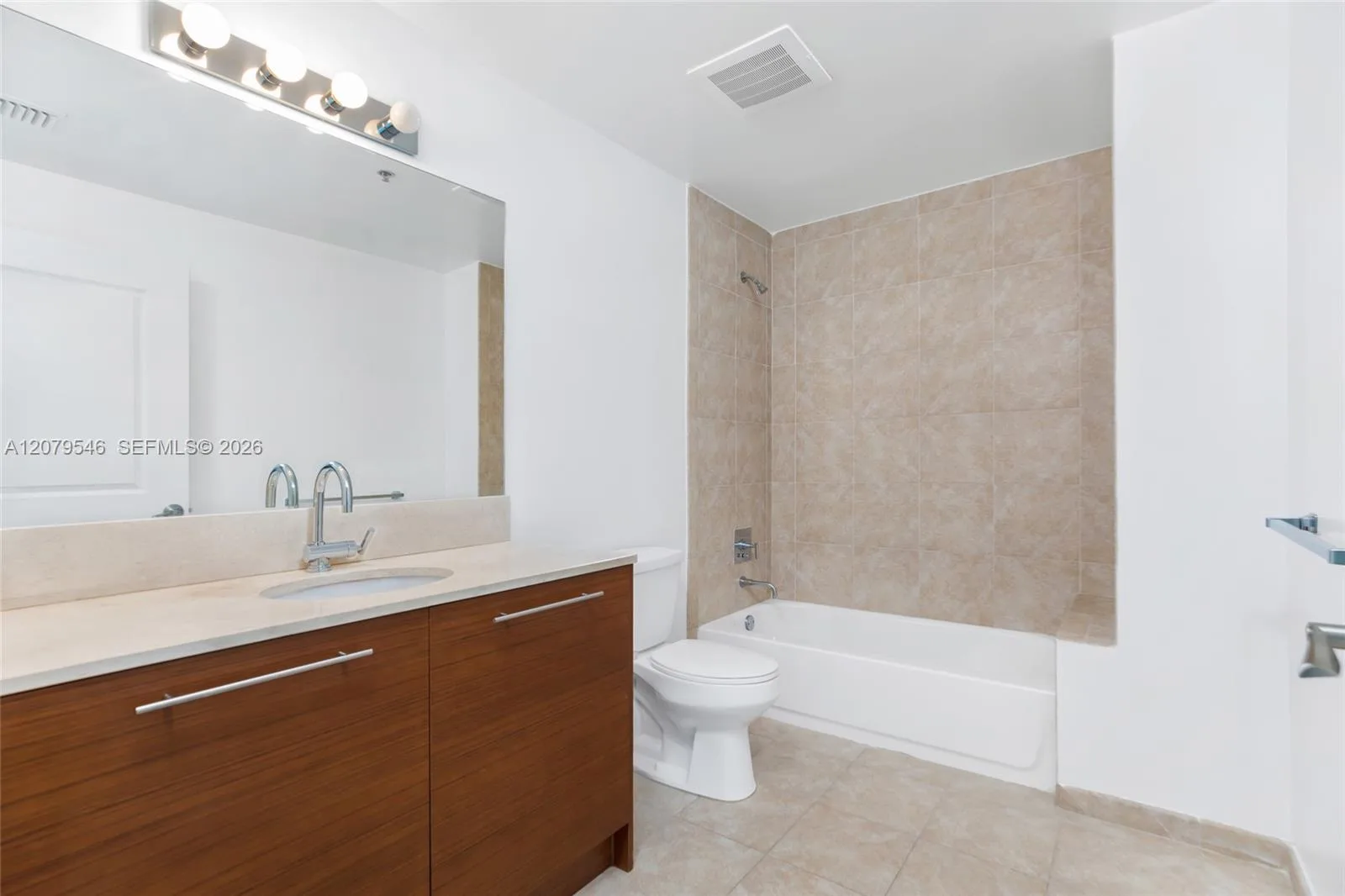 2641 N Flamingo Rd # 2608N, Sunrise, FL 33323 photo 9