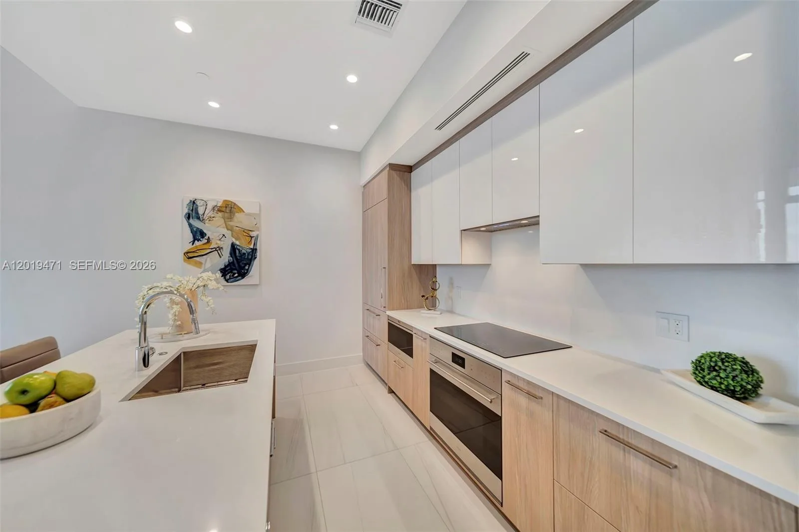 153 N Seabreeze # 403, Fort Lauderdale, FL 33304 photo 8