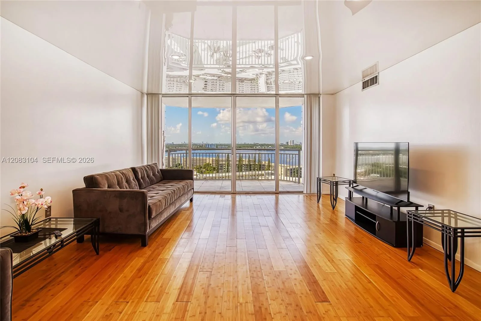 18021 Biscayne Blvd # 1604, Aventura, FL 33160