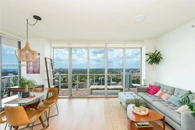 79 SW 12th St # 3601-S, Miami, FL 33130