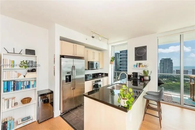 79 SW 12th St # 3601-S, Miami, FL 33130 photo 7