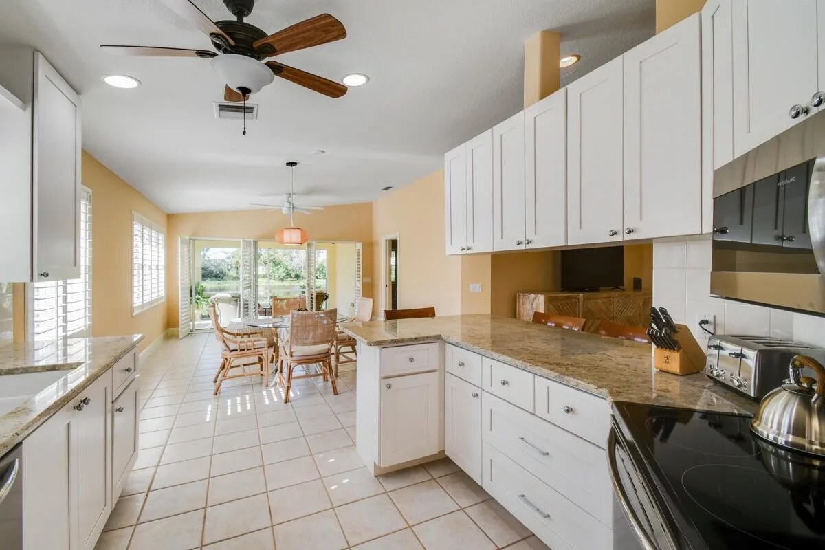 8392 SE Paurotis Lane, Hobe Sound, FL 33455 photo 2