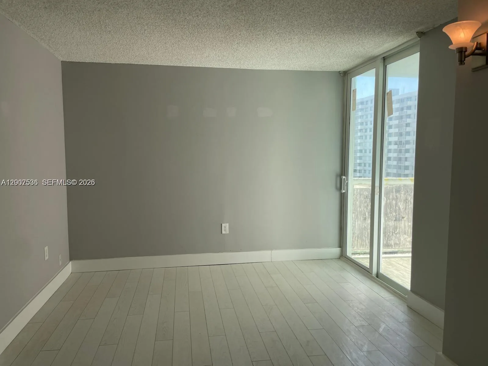 5880 Collins Ave # 1006, Miami Beach, FL 33140 photo 3