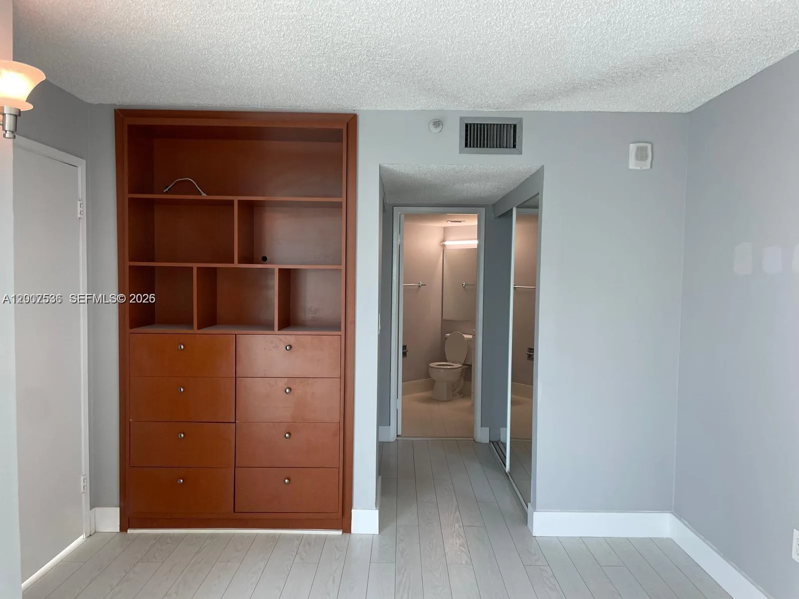 5880 Collins Ave # 1006, Miami Beach, FL 33140 photo 4