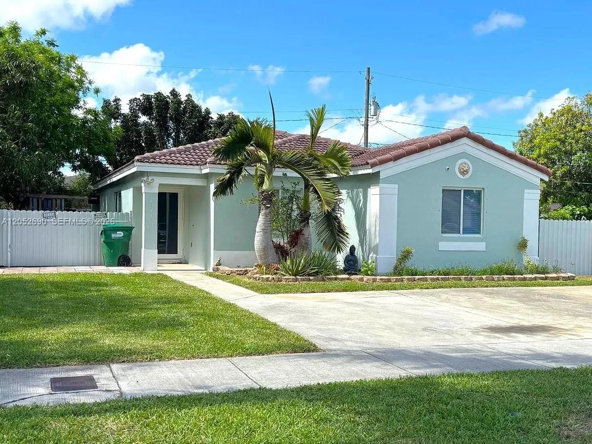 10611 SW 170th Ter, Miami, FL 33157 photo 2