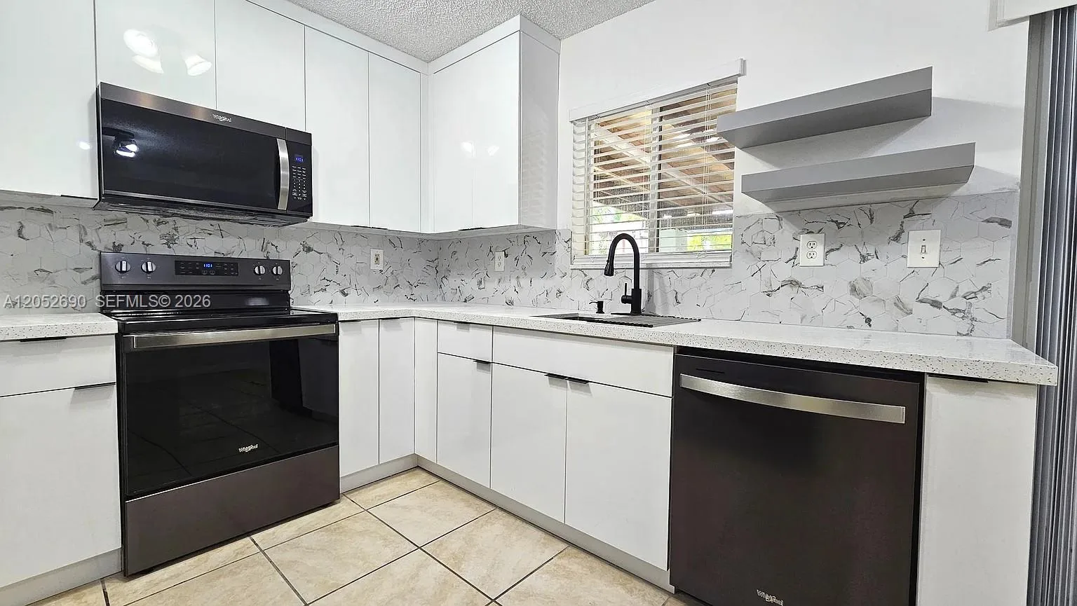 10611 SW 170th Ter, Miami, FL 33157 photo 5