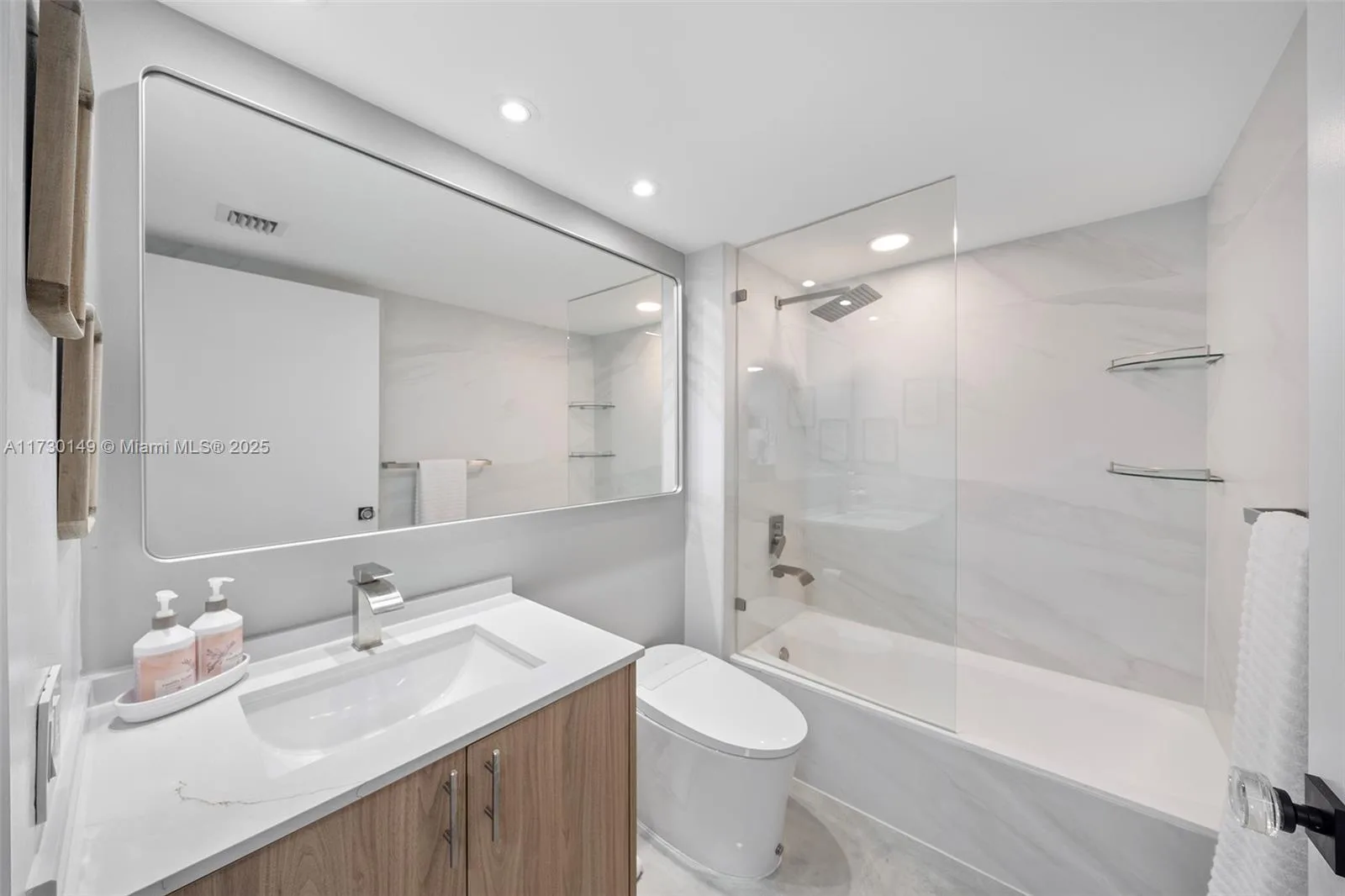 650 West Ave # 1004, Miami Beach, FL 33139 photo 11