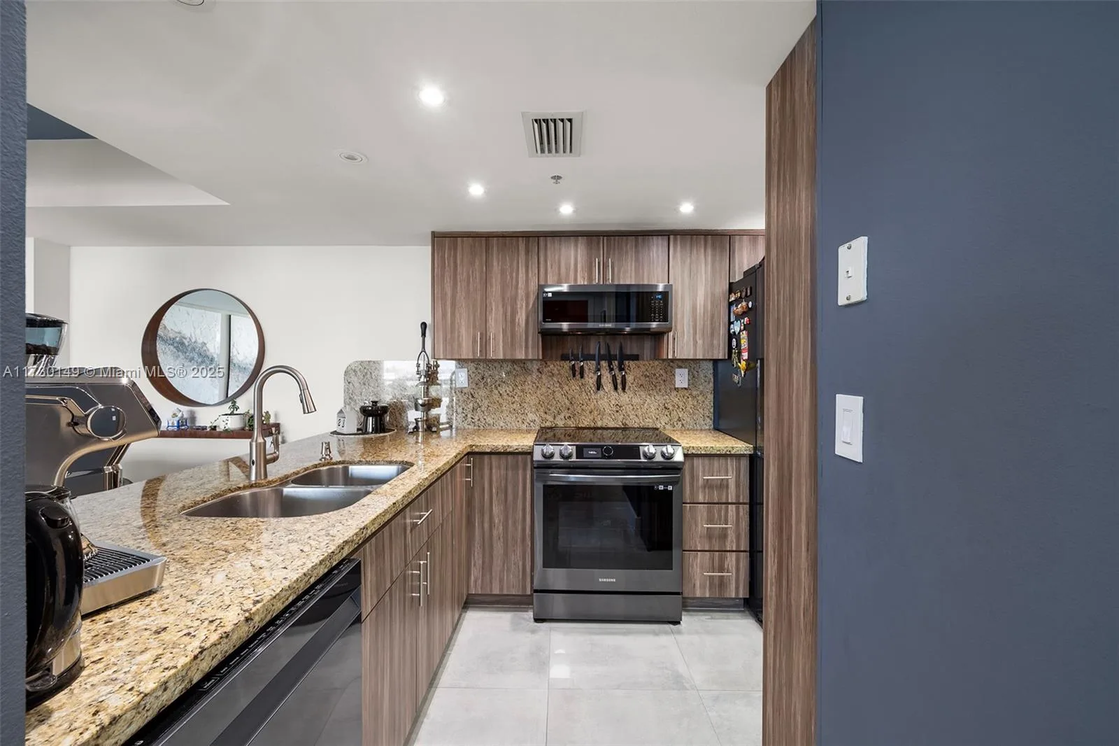 650 West Ave # 1004, Miami Beach, FL 33139 photo 7