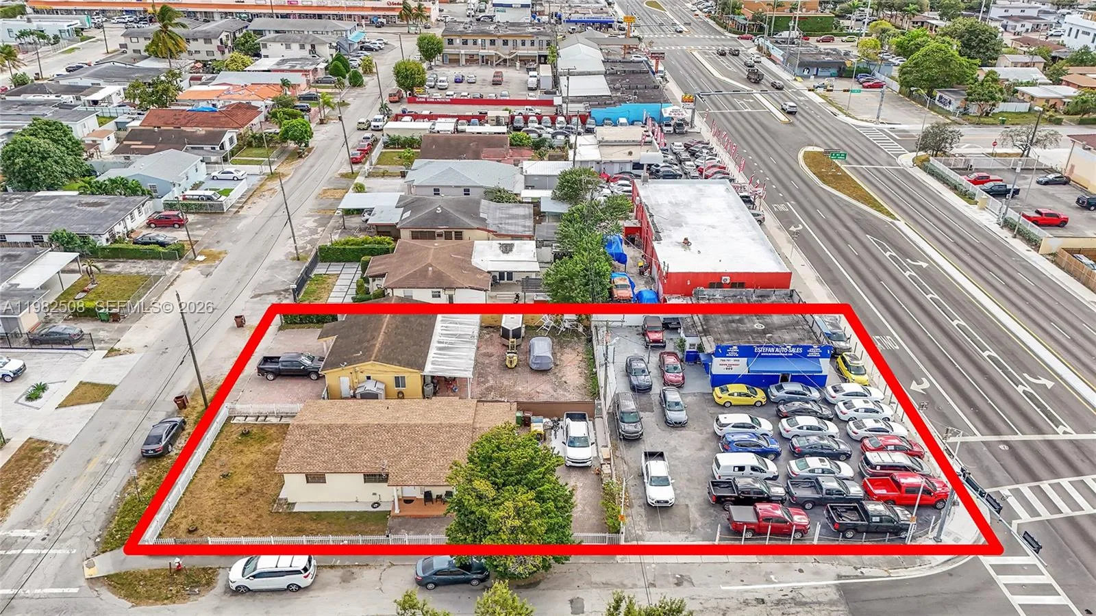 4265 E 8th Ave, Hialeah, FL 33013