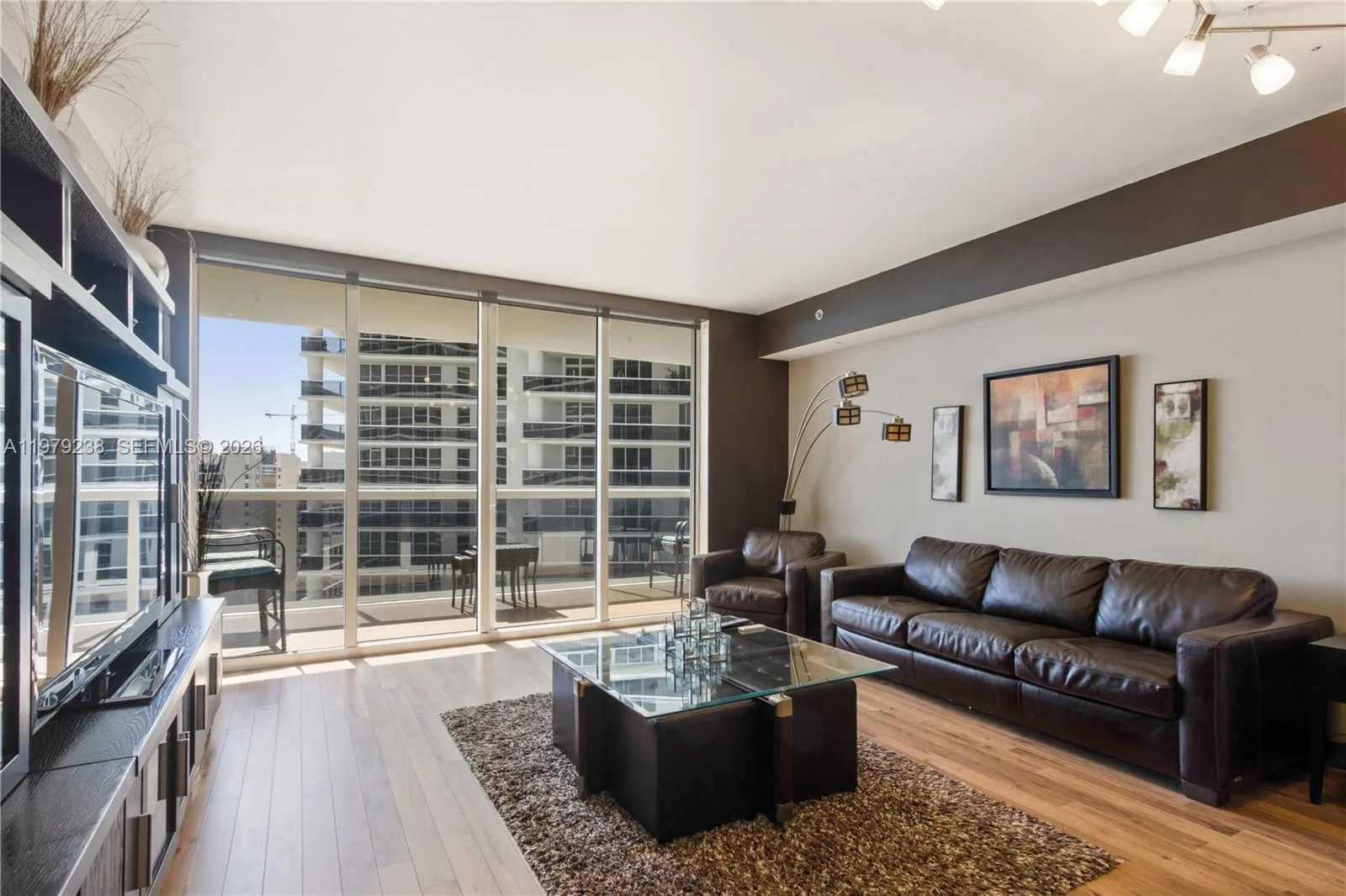 1830 S Ocean Dr # 2105, Hallandale Beach, FL 33009 photo 3