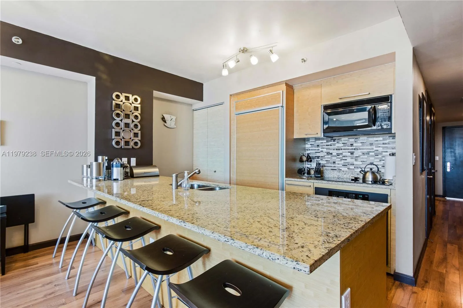 1830 S Ocean Dr # 2105, Hallandale Beach, FL 33009 photo 7