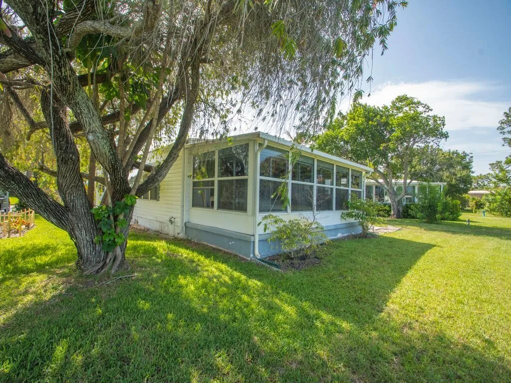 42 Village Lane, Jensen Beach, FL 34957 photo 7