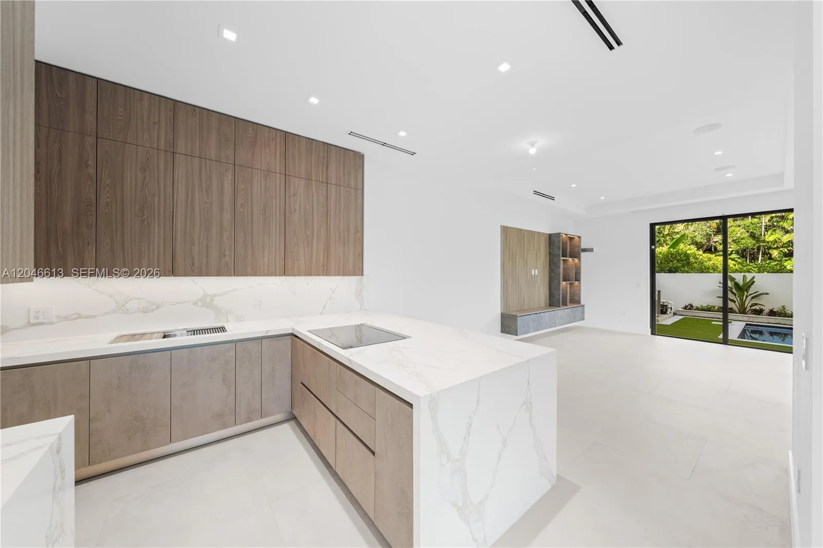 2710 S Le Jeune Rd, Coral Gables, FL 33134 photo 13