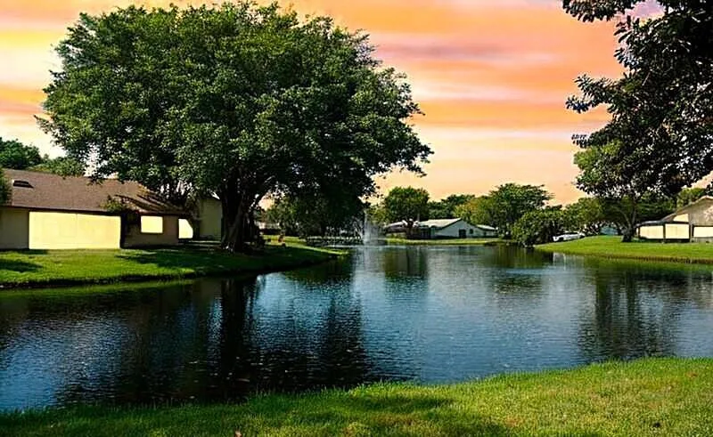 16843 Boca Delray Drive, Delray Beach, FL 33484