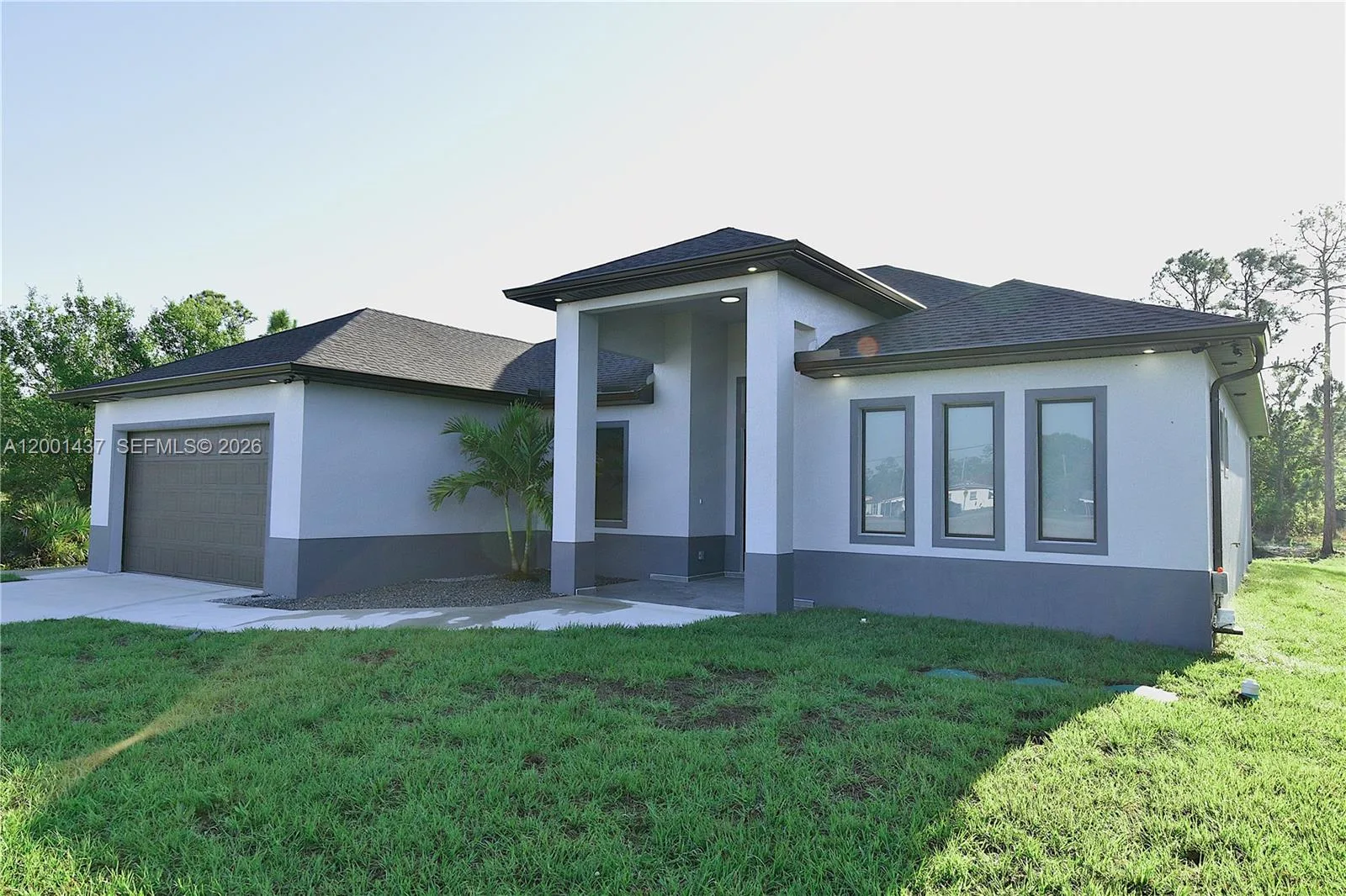 920 Edward Ave, Lehigh Acres, FL 33936