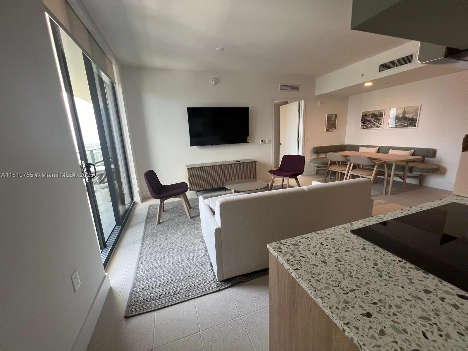 159 NE 6TH ST # 3205, Miami, FL 33132 photo 9