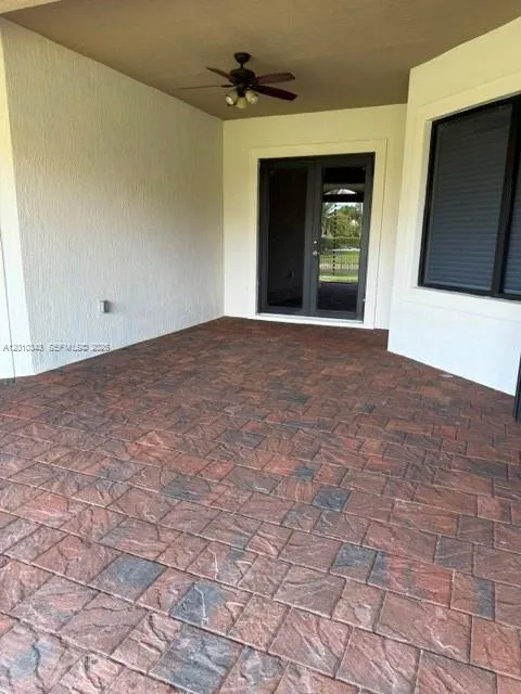 9751 Lakeview Ln, Parkland, FL 33076 photo 12