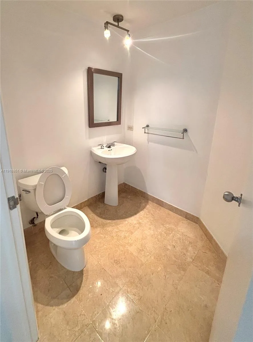 801 Brickell Key Blvd # 1608, Miami, FL 33131 photo 4