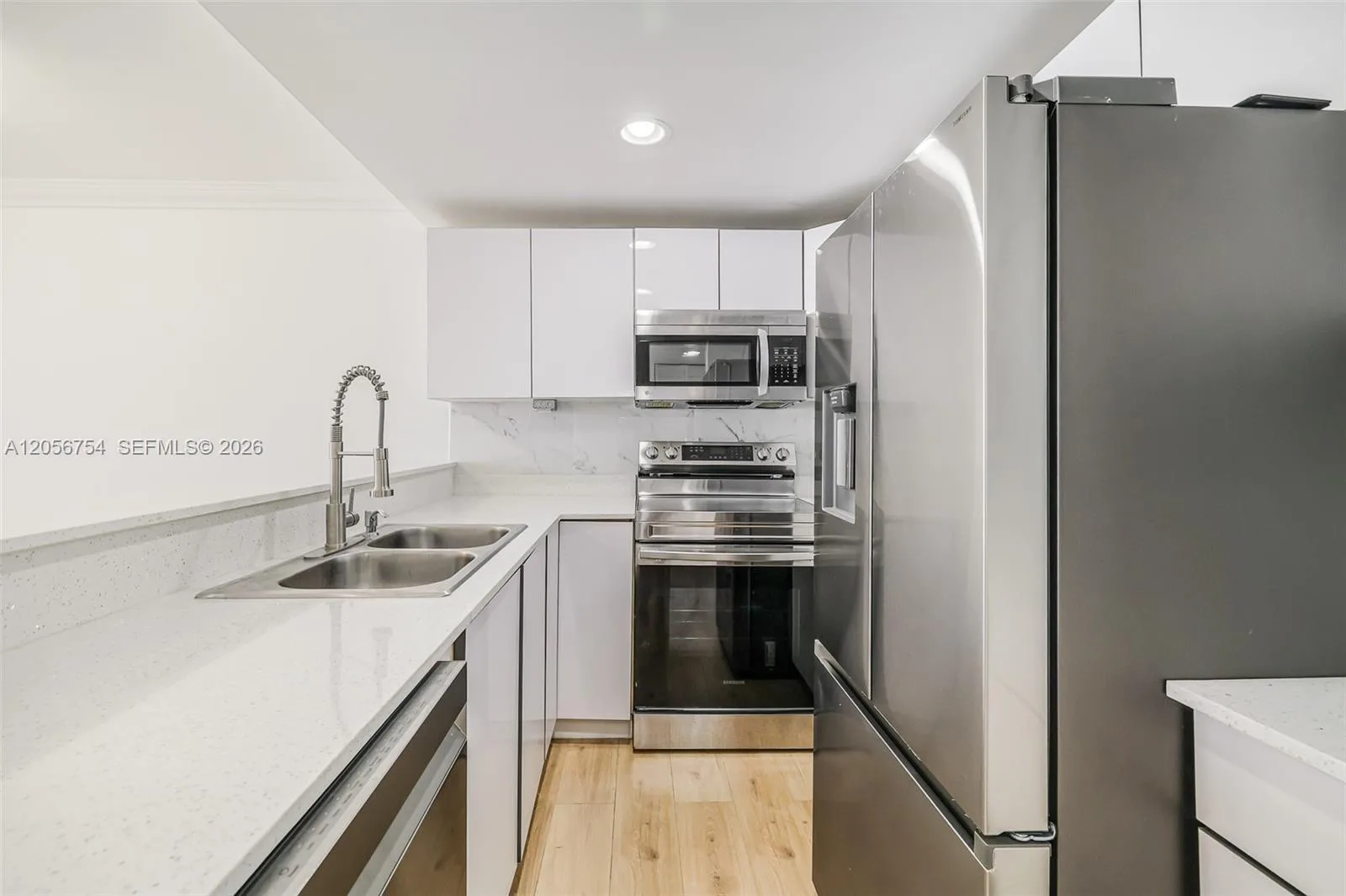 401 Ocean Dr # 602, Miami Beach, FL 33139 photo 8