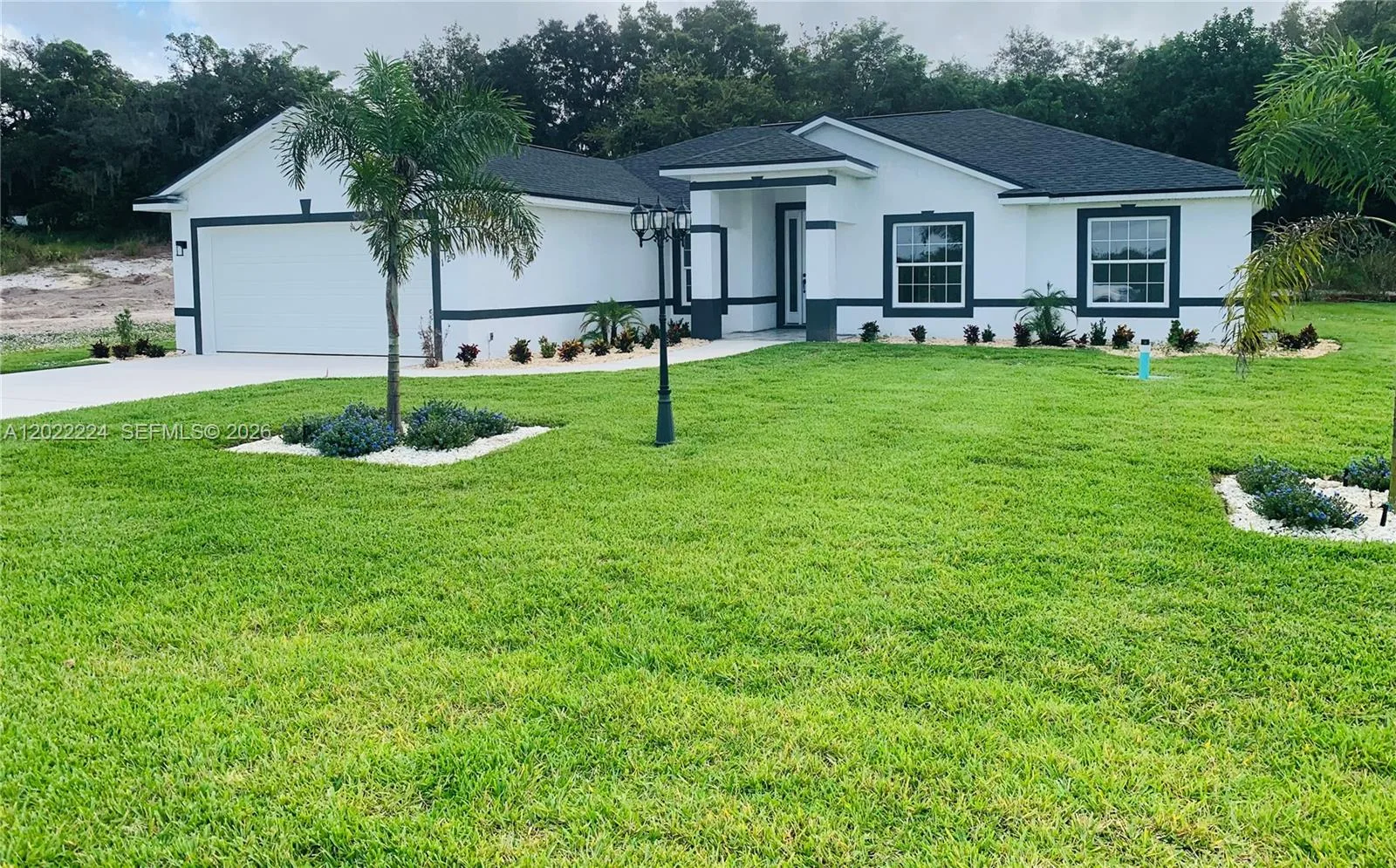 120 CLINTON AVENUE, Lake Placid, FL 33852