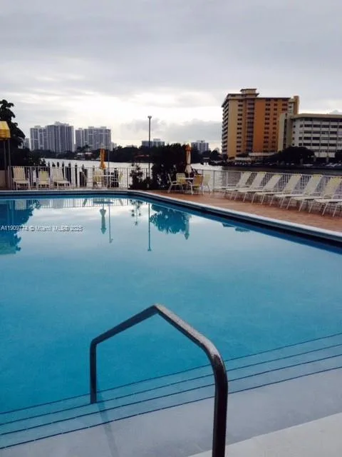 1833 S Ocean Dr # 308, Hallandale Beach, FL 33009 photo 3