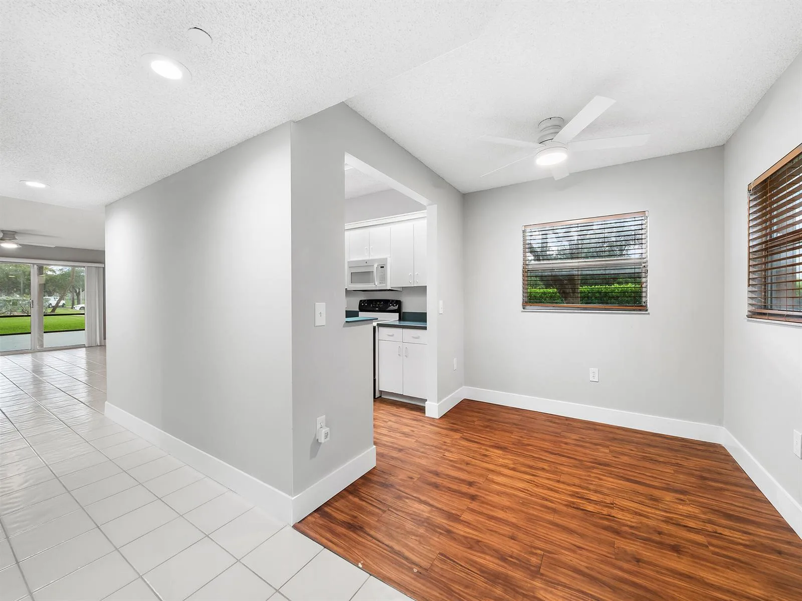 550 SW 137 Avenue # L114, Pembroke Pines, FL 33027 photo 12