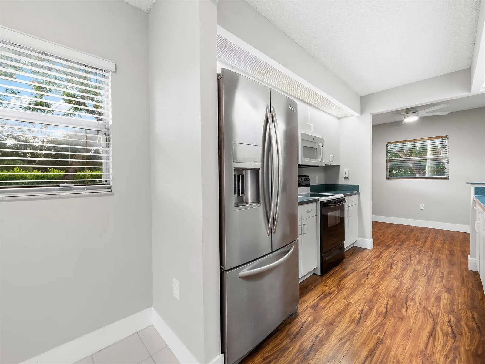 550 SW 137 Avenue # L114, Pembroke Pines, FL 33027 photo 8