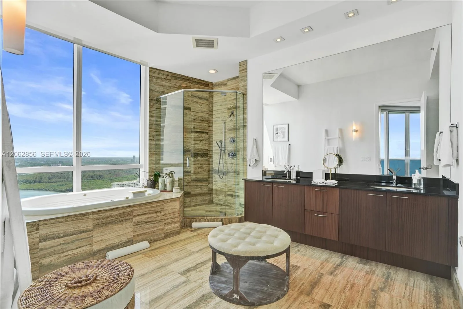 16001 Collins Ave # 3406, Sunny Isles Beach, FL 33160 photo 10