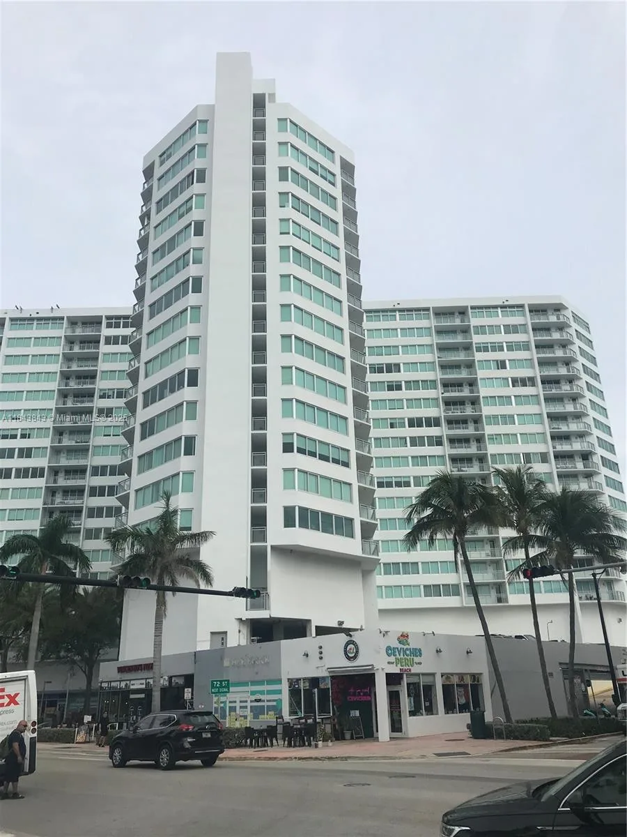 7135 Collins Ave # 1203, Miami Beach, FL 33141