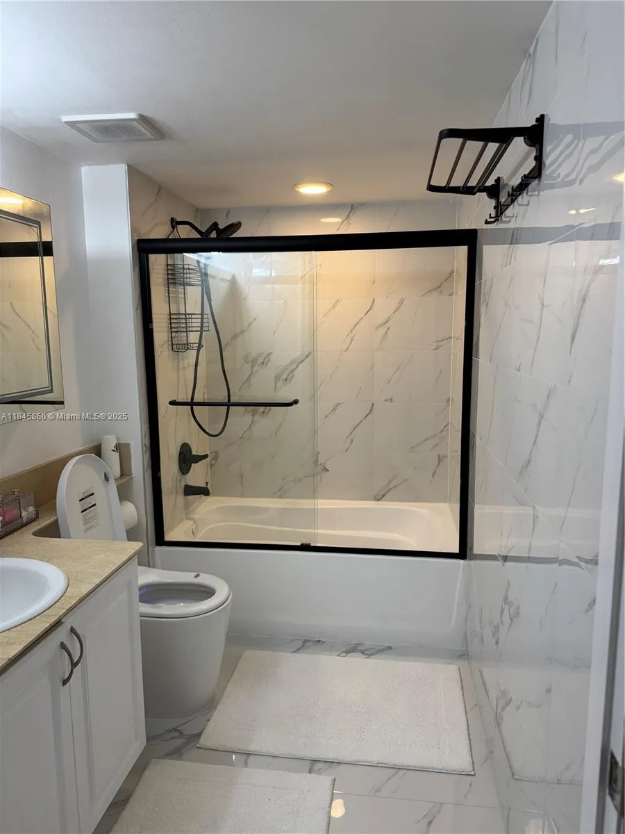 1155 Brickell Bay Dr # 2306, Miami, FL 33131 photo 5