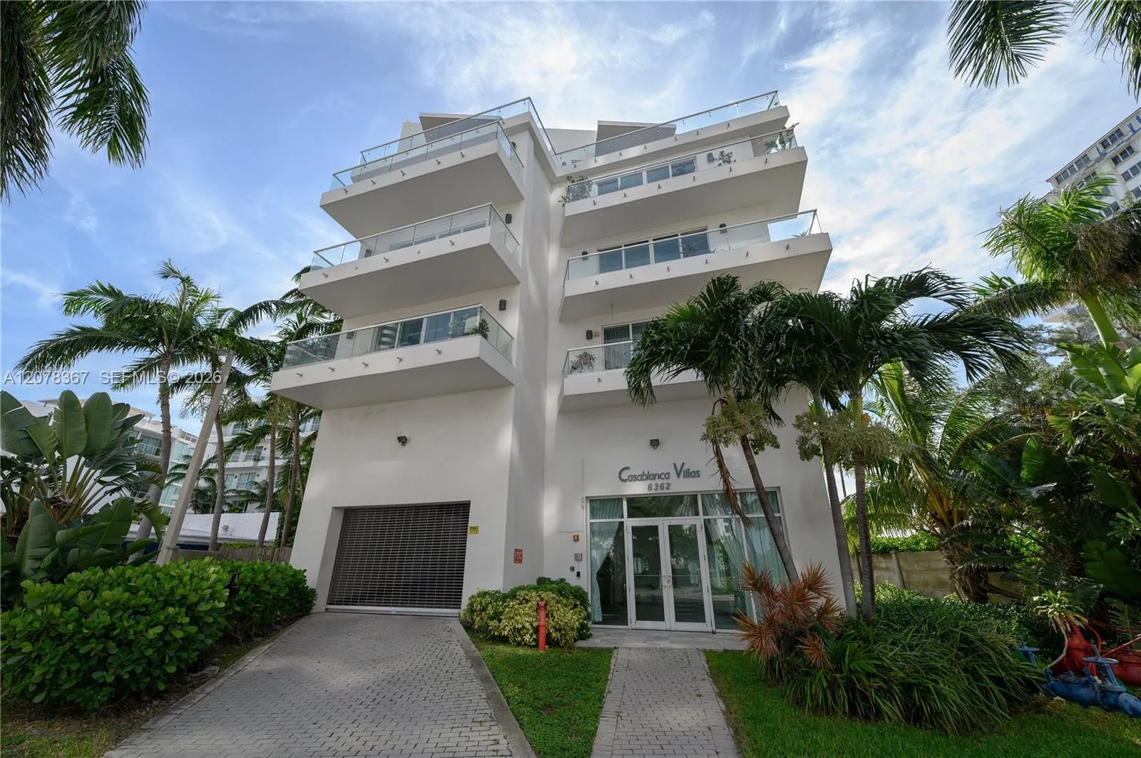 6362 Collins Ave # 310, Miami Beach, FL 33141