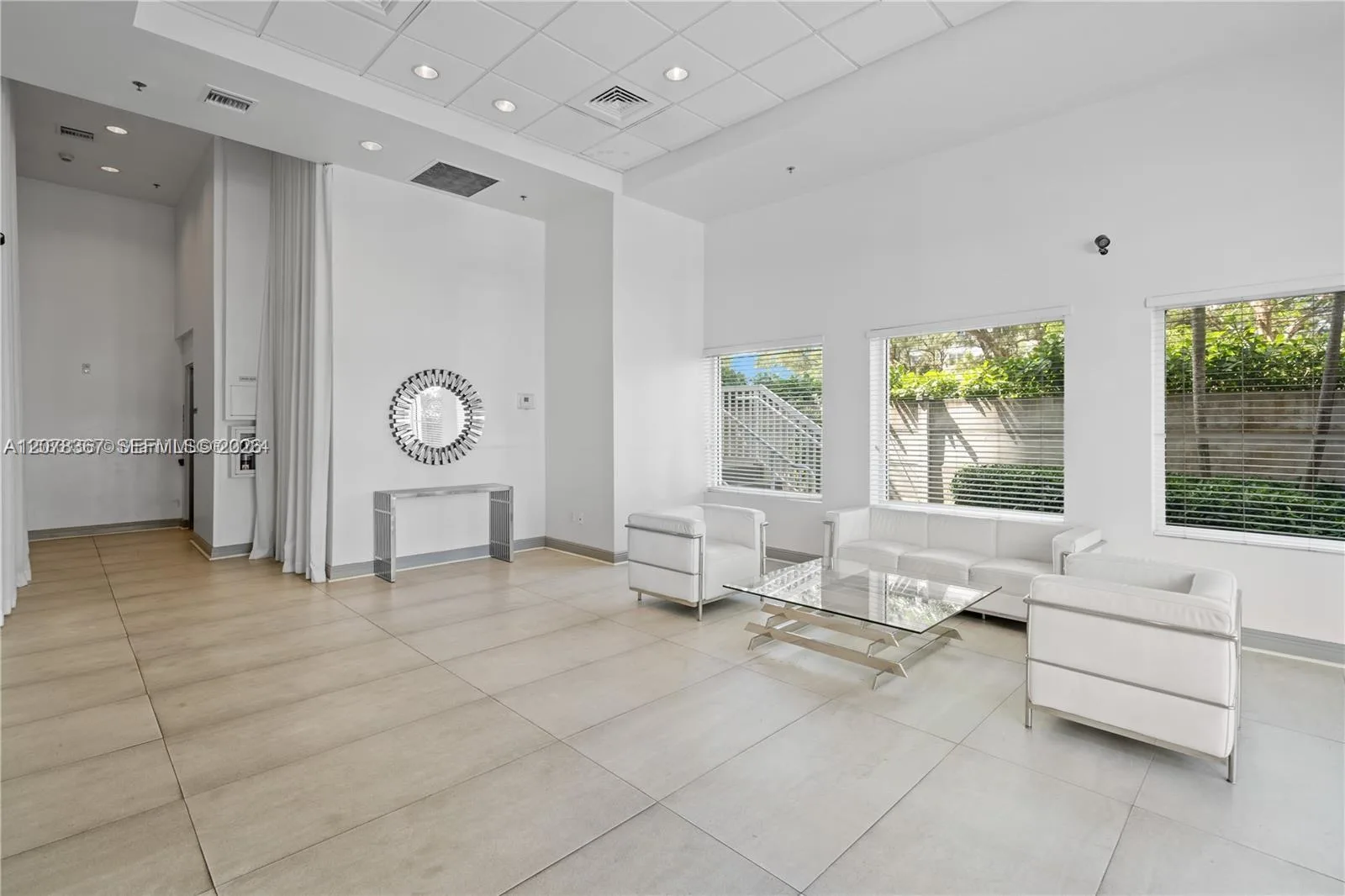 6362 Collins Ave # 310, Miami Beach, FL 33141 photo 3