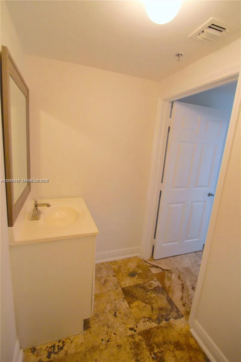 6362 Collins Ave # 310, Miami Beach, FL 33141 photo 9