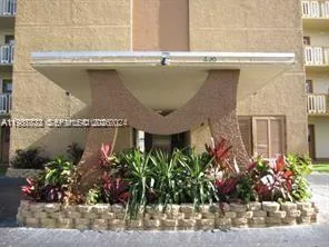 620 NE 12th Ave # 408, Hallandale Beach, FL 33009 photo 12