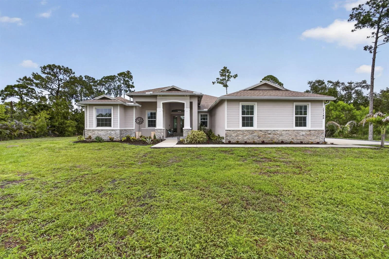 17145 Hamlin Boulevard, Loxahatchee, FL 33470