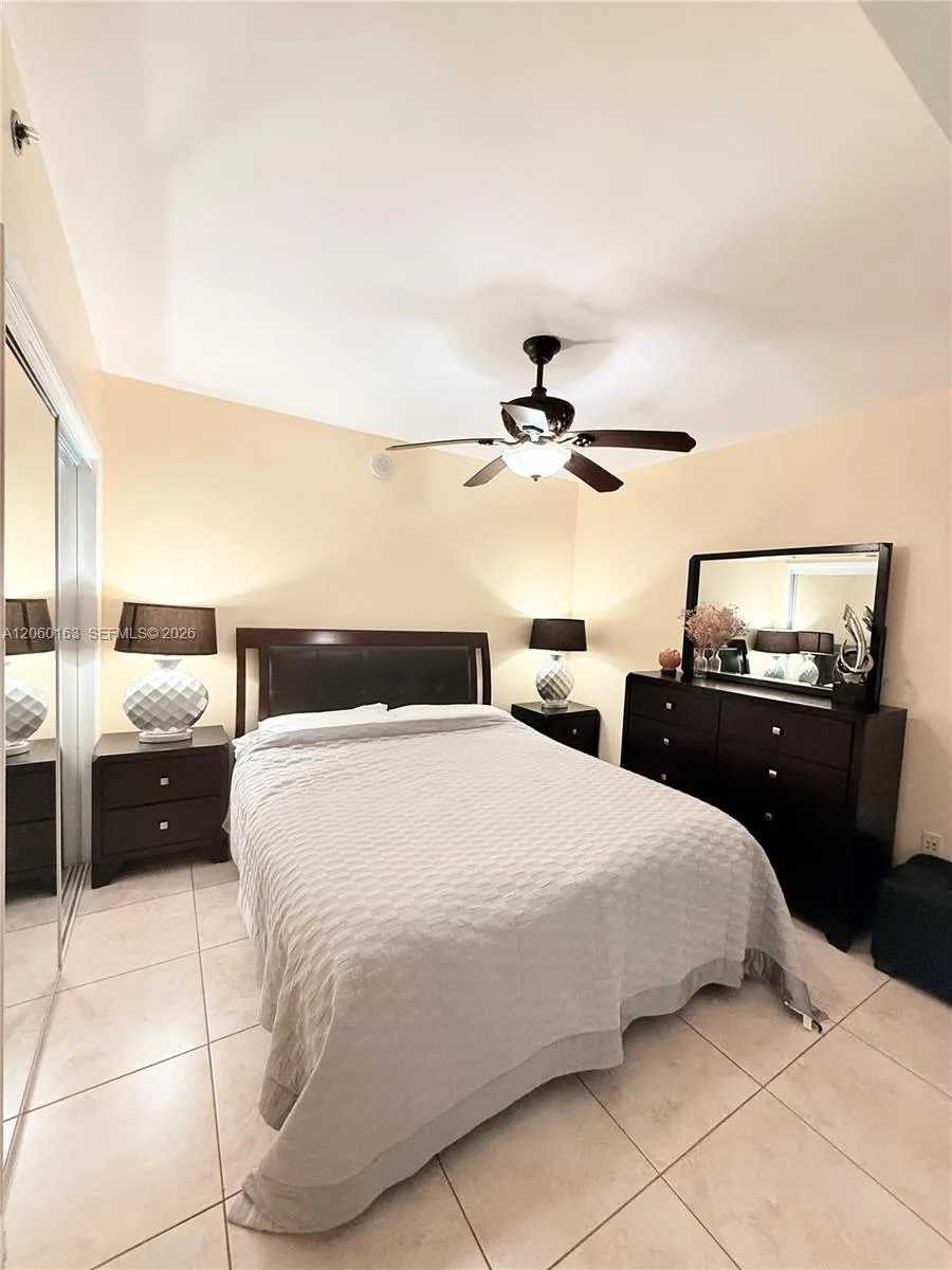 1830 S Ocean Dr # 3705, Hallandale Beach, FL 33009 photo 7