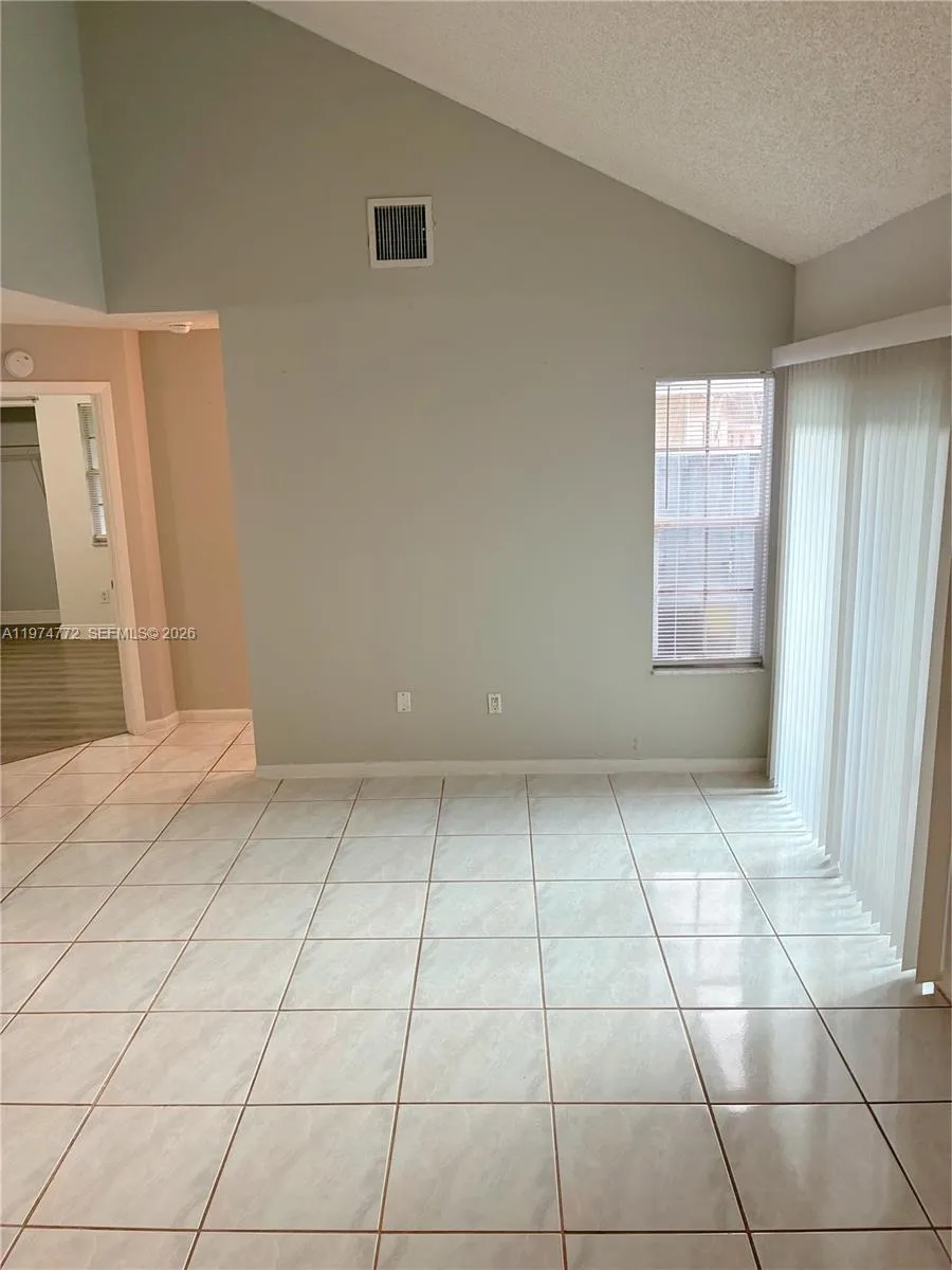 2024 Champions Way, North Lauderdale, FL 33068 photo 7