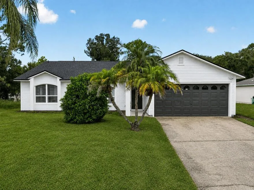 8545 101ST Avenue, Vero Beach, FL 32967
