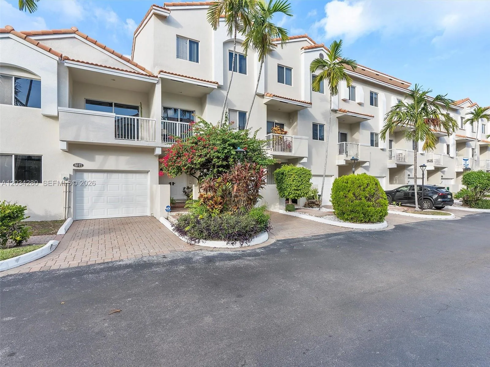 21399 Marina Cove Cir # M12, Aventura, FL 33180